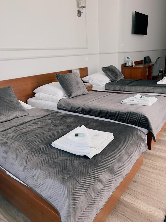 Nad Stara Nida *** Hotel พิงโชฟ ภายนอก รูปภาพ